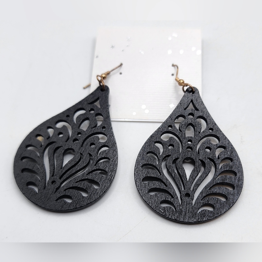 Wooden Teardrop Cutout Earrings Black Teardrop Filigree Dangle Lightweight 3"